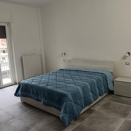 טאראנטו Maison Claudia מראה חיצוני תמונה